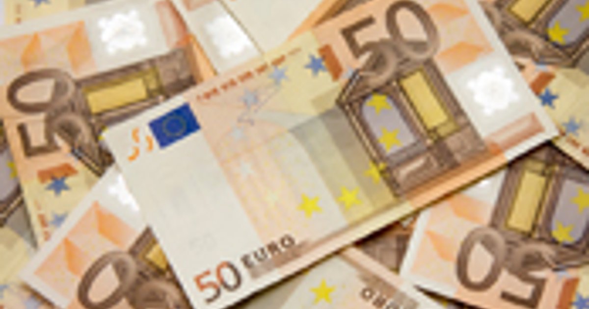 Aanhoudingen voor uitgeven vals geld | Opgelicht?!